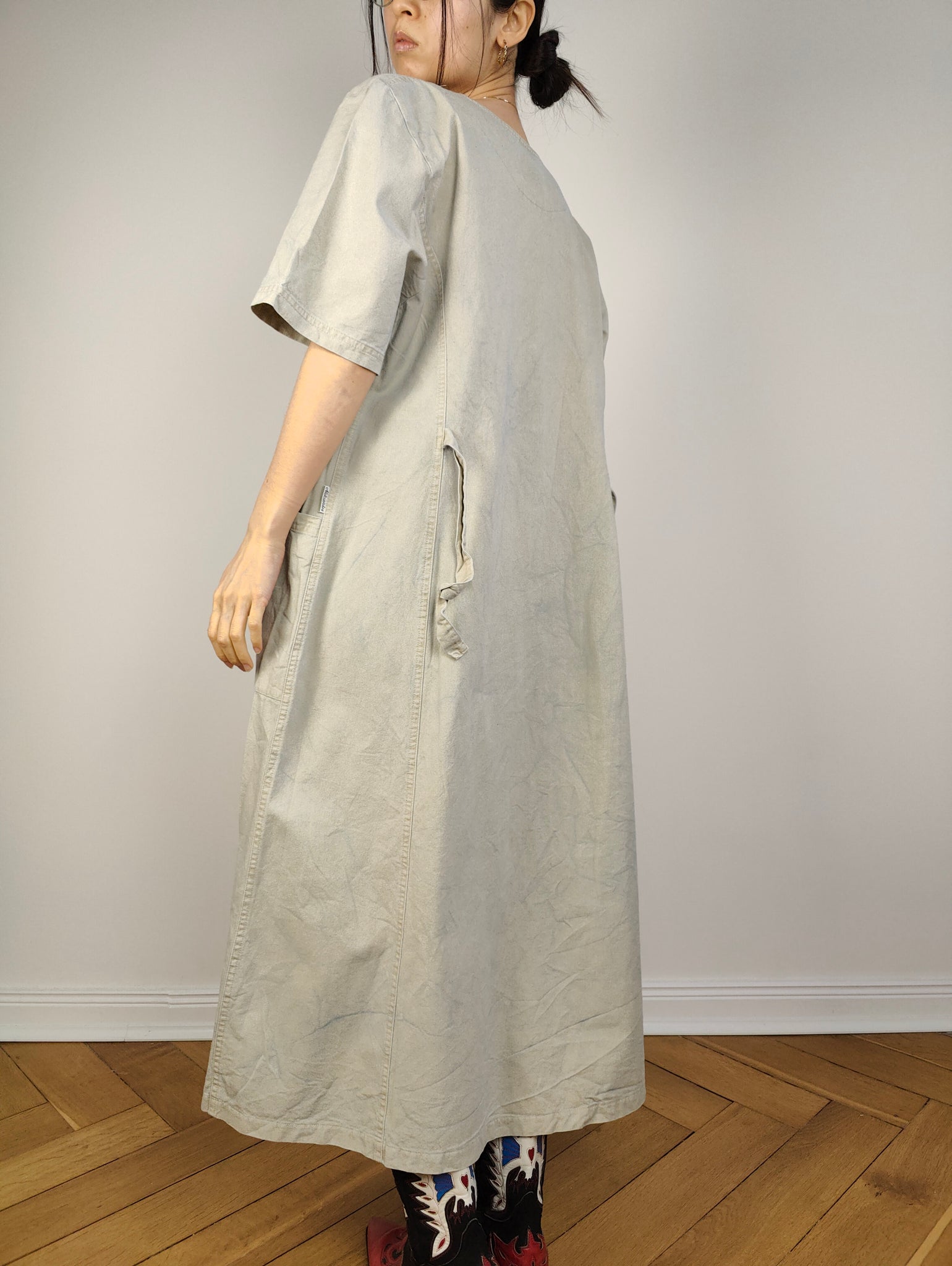 The Cream Patchwork Denim Maxi Dress | Vintage 90s beige jeans cotton The Vintage Takeaway The Cream Patchwork Denim Maxi Dress | Vintage 90s beige jeans cotton The Vintage Takeaway