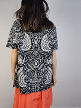 Load image into Gallery viewer, The Black White Feather Pattern Shirt | Vintage 90s Keris Collection spring summer short sleeve crazy pattern unisex men M women M
