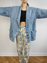 Load image into Gallery viewer, The Blue Denim Floral Lining Blazer Jacket | Vintage Alber Delle Fragole jeans floral lined oversized jacket M-L
