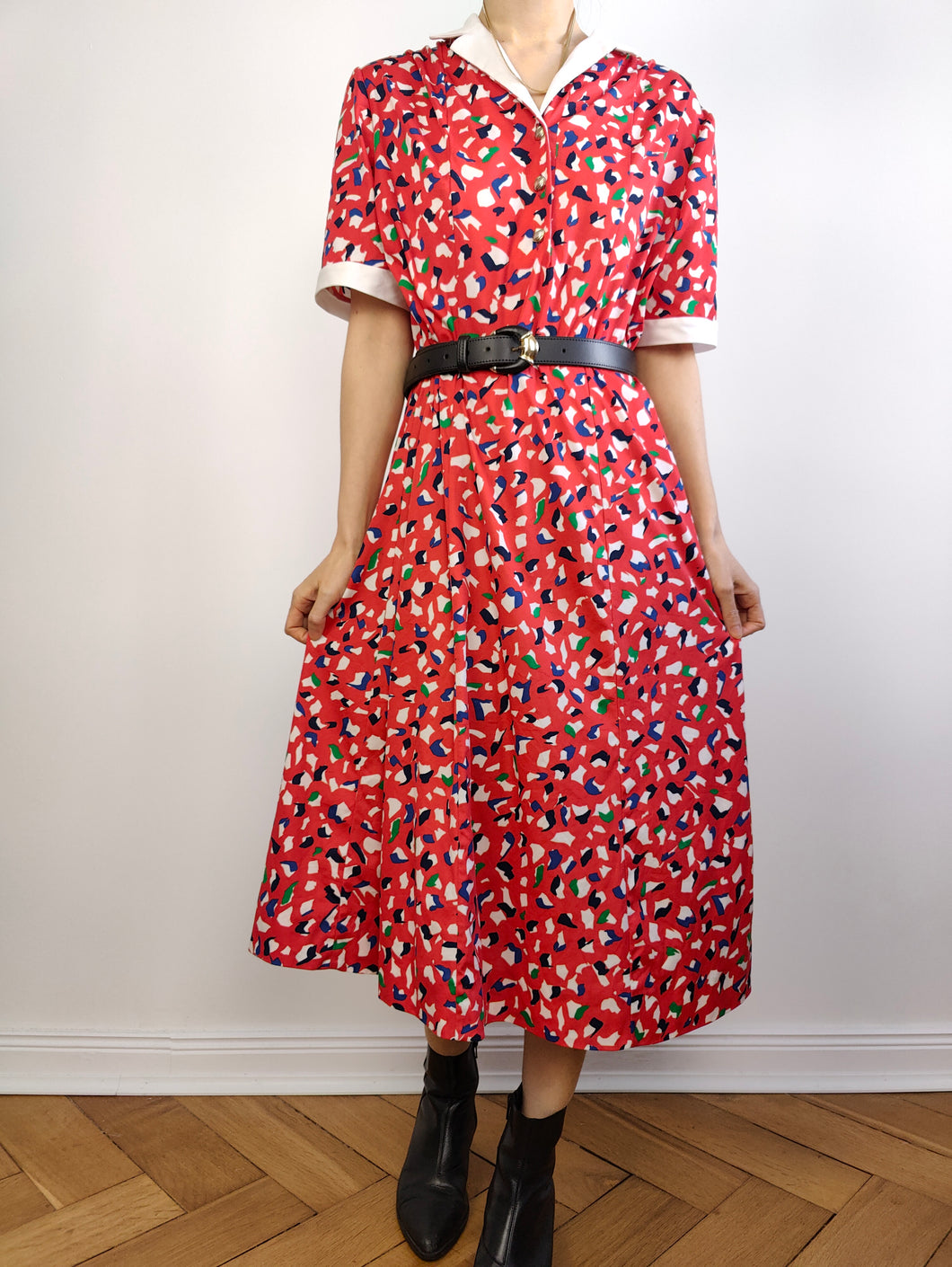Das rote Kleid mit Speckle-Print | Langes, kurzärmliges Midikleid aus dehnbarem Stoff mit Vintage-Muster, Größe S