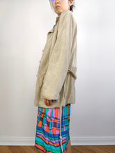 Lade das Bild in den Galerie-Viewer, Die Wildleder-Creme-Elfenbein-Jacke | Vintage 90er Jahre 1957 Echtleder Taillenkrawatte aus weiß beigem Trench SM
