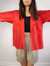 Load image into Gallery viewer, The Silk Red Plain Short Sleeve Blouse | Vintage silk Jay Nordway shirt women M-L
