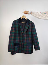 Load image into Gallery viewer, The Wool Green Tartan Check Blazer | Vintage 100% pure wool velvet blue checker print pattern plaid jacket made in Italy IT48 D42 M
