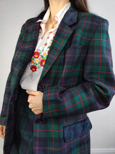 Load image into Gallery viewer, The Wool Green Tartan Check Blazer | Vintage 100% pure wool velvet blue checker print pattern plaid jacket made in Italy IT48 D42 M
