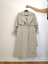 Load image into Gallery viewer, The White Cream Light Trench Coat | Vintage oversized beige ivory long maxi spring summer jacket L
