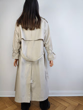 Load image into Gallery viewer, The White Cream Light Trench Coat | Vintage oversized beige ivory long maxi spring summer jacket L
