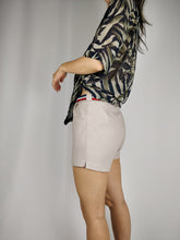 Load image into Gallery viewer, The Beige Bun | Vintage khaki beige shorts belt XS
