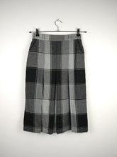 Load image into Gallery viewer, The Grey Tartan | Vintage wool plaid checkered winter mid length pencil skirt XS-S
