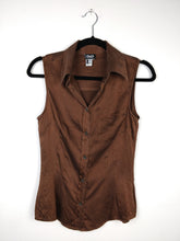 Load image into Gallery viewer, The Brown D&amp;G | Vintage Dolce &amp; Gabbana designer sleeveless blouse top XS-S
