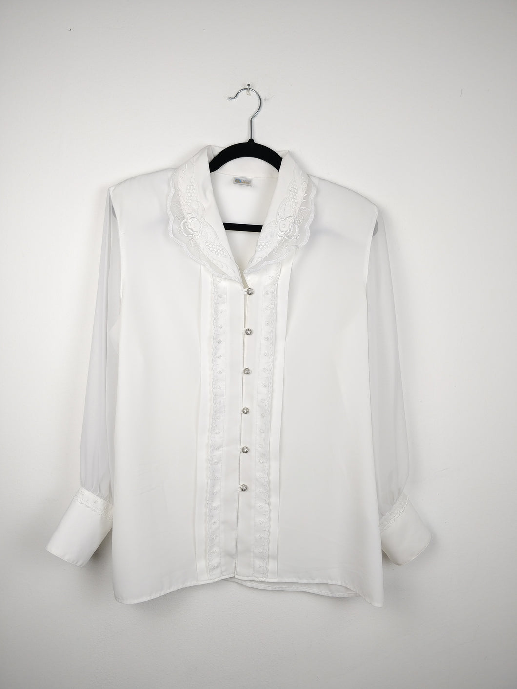 The White Queen | Vintage embroidery lace collar sheer sleeve blouse M-L