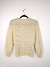 Load image into Gallery viewer, Vintage wool blend flower floral cream beige cable knit sweater knitted jumper pullover S
