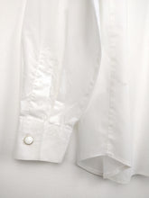 Load image into Gallery viewer, The White Butterfly | Vintage embroidery cotton plain animal shirt blouse M
