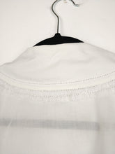 Load image into Gallery viewer, The White Dahlia | Vintage cottagecore embroidery cotton balloon sleeve blouse XS
