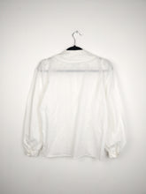 Load image into Gallery viewer, The White Dahlia | Vintage cottagecore embroidery cotton balloon sleeve blouse XS

