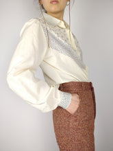Load image into Gallery viewer, The Creamy Floral | Vintage white cream pattern blouse M-L
