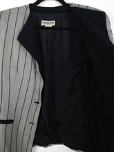 Load image into Gallery viewer, The Grey Blazer | Vintage wool grey black stripe Donnaluna blazer jacket M
