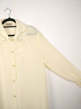 Load image into Gallery viewer, The Cream Collar | Vintage lace embroidery collar cream yellow pastel romantic feminine blouse L

