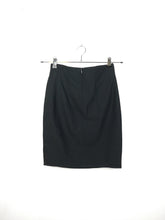 Load image into Gallery viewer, The Black Skirt | Vintage embroidery mini skirt black 36 XS-S
