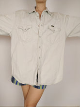 Lade das Bild in den Galerie-Viewer, Der weiße Lee | Vintage Lee Denim entspannte Passform übergroßes Hemd weiß cremefarbenes Jeanshemd Damen Herren Unisex L-XL

