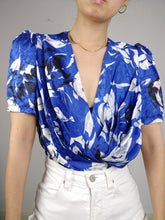 Load image into Gallery viewer, The Blue Floral | Vintage floral pattern white blue short sleeve shirt blouse shiny satin S-M
