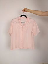 Load image into Gallery viewer, The Pink Silk | Vintage blouse shirt embroidery plain pink short sleeve S-M
