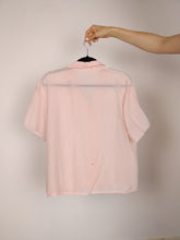 Load image into Gallery viewer, The Pink Silk | Vintage blouse shirt embroidery plain pink short sleeve S-M
