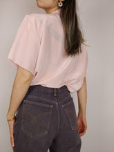 Load image into Gallery viewer, The Pink Silk | Vintage blouse shirt embroidery plain pink short sleeve S-M
