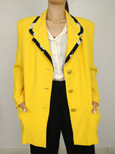 Load image into Gallery viewer, The Yellow Blazer | Vintage yellow floral flower blazer jacket Kea by Giovanni S
