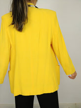 Load image into Gallery viewer, The Yellow Blazer | Vintage yellow floral flower blazer jacket Kea by Giovanni S

