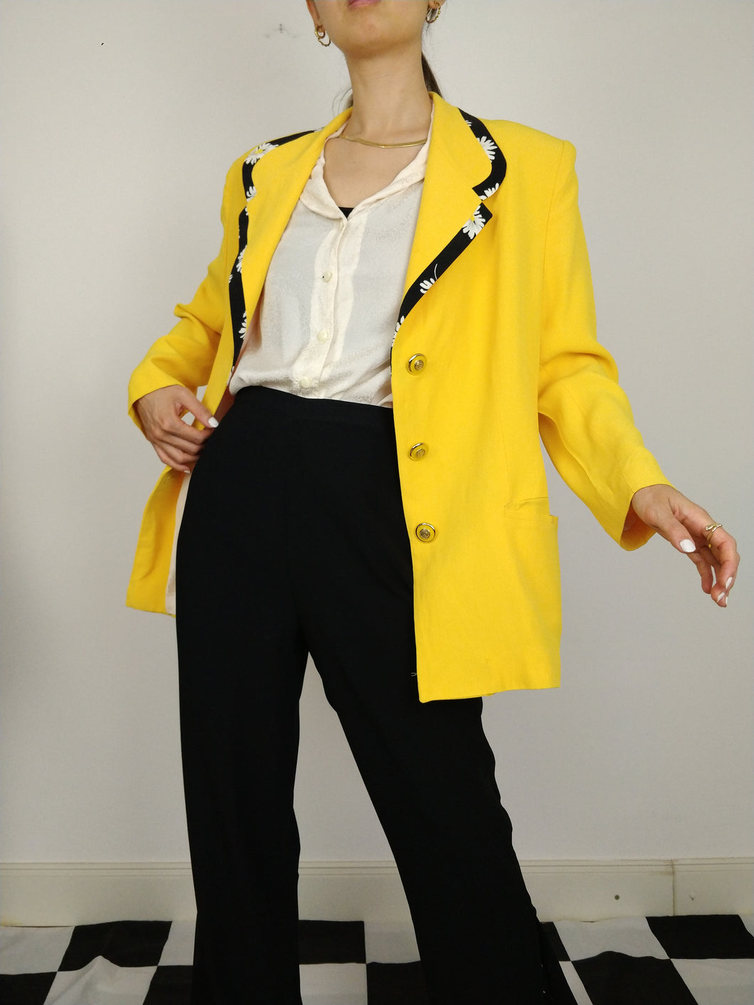 The Yellow Blazer | Vintage yellow floral flower blazer jacket Kea by Giovanni S