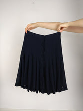 Load image into Gallery viewer, The Pleated Skirt | Vintage mini midi skirt black navy blue S
