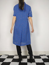 Load image into Gallery viewer, The Cornflower Blue Dress | Vintage blue pattern print midi pleated dress short sleeves M
