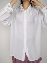 Load image into Gallery viewer, The White Sugar | Vintage blouse statement collar flower floral embroidery romantic feminine L
