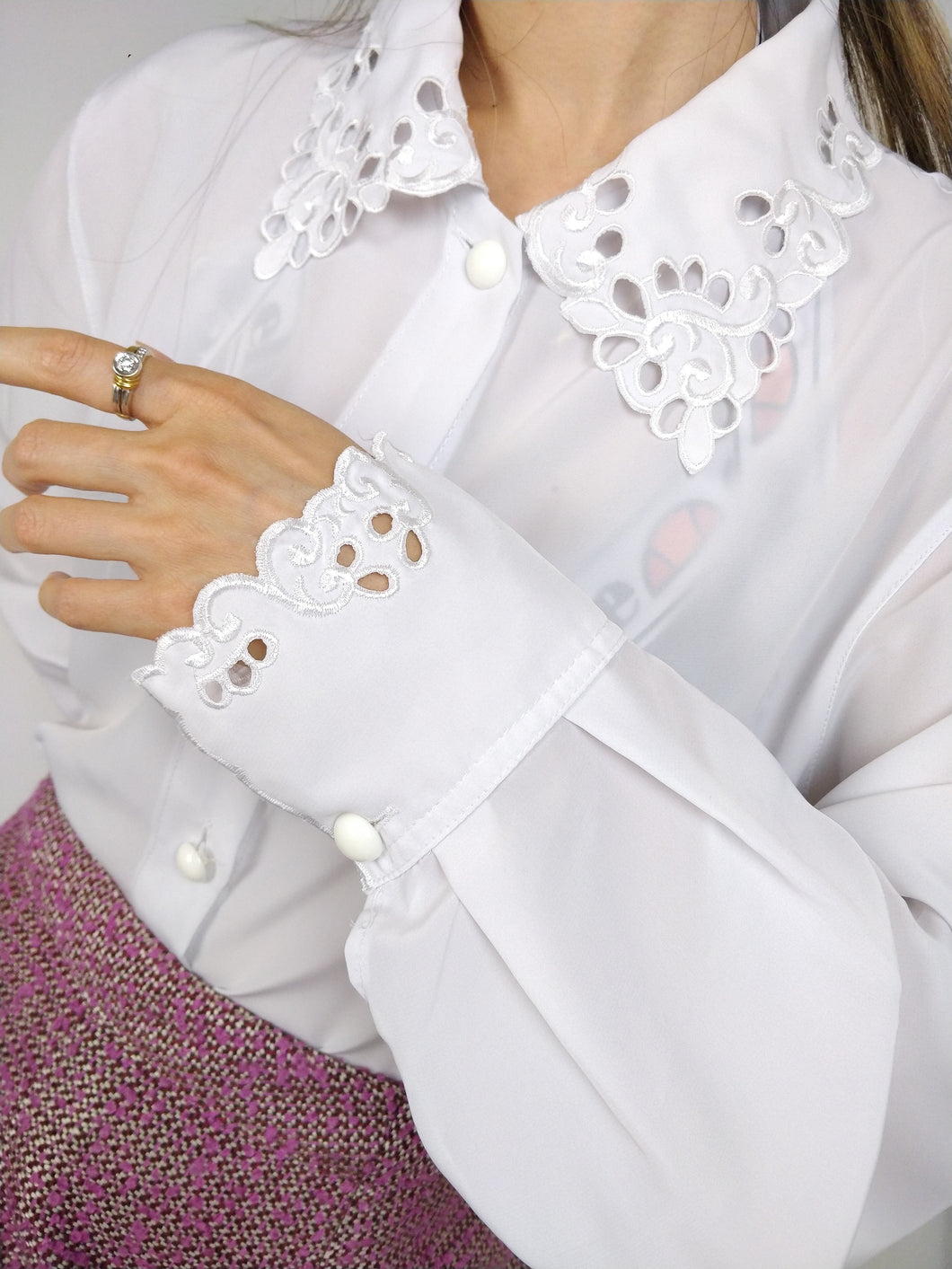Der weiße Zucker | Vintage Bluse Statement-Kragen Blume Blumenstickerei romantisch feminin L