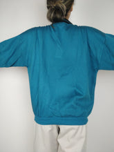 Lade das Bild in den Galerie-Viewer, Das blaue Sweatshirt | Vintage-Pullover, Sweatshirt, Polokragen, Logo-Stickerei, Blau M
