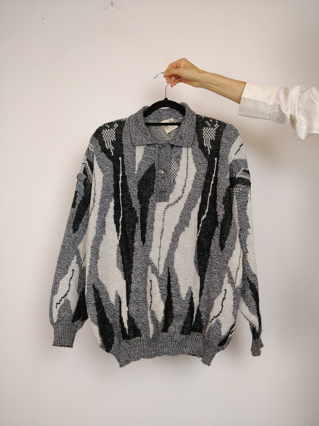 The Black White Rocks | Vintage wool mix knit sweater polo collar abstract pattern men unisex XL
