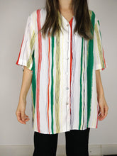 Lade das Bild in den Galerie-Viewer, Die Funky Stripe Bluse | Vintage Hemdbluse gestreift Kurzarm weiß gelb orange grün oversized Viskose L-XL
