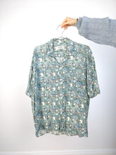 Load image into Gallery viewer, The Green Faces Shirt | Vintage shirt crazy pattern viscose white green blue short sleeve unisex men L
