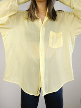 Load image into Gallery viewer, The Yellow Marlboro Shirt | Vintage blouse Marlboro plain pastel yellow sheer transparent L

