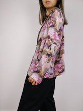 Load image into Gallery viewer, The Pink Dream Blouse | Vintage shirt crazy pattern shiny smooth satin long sleeve M
